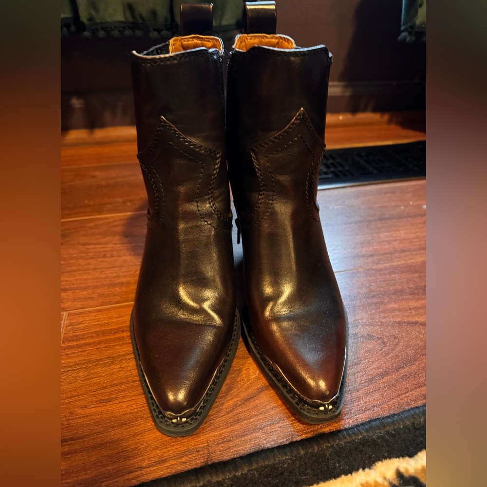Zodiac ox blood bootie
